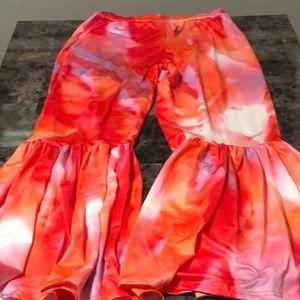 Size Large women’s wide leg pants